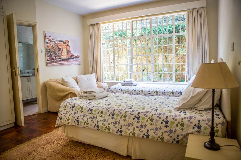 Garden Cottage - Gallery 13